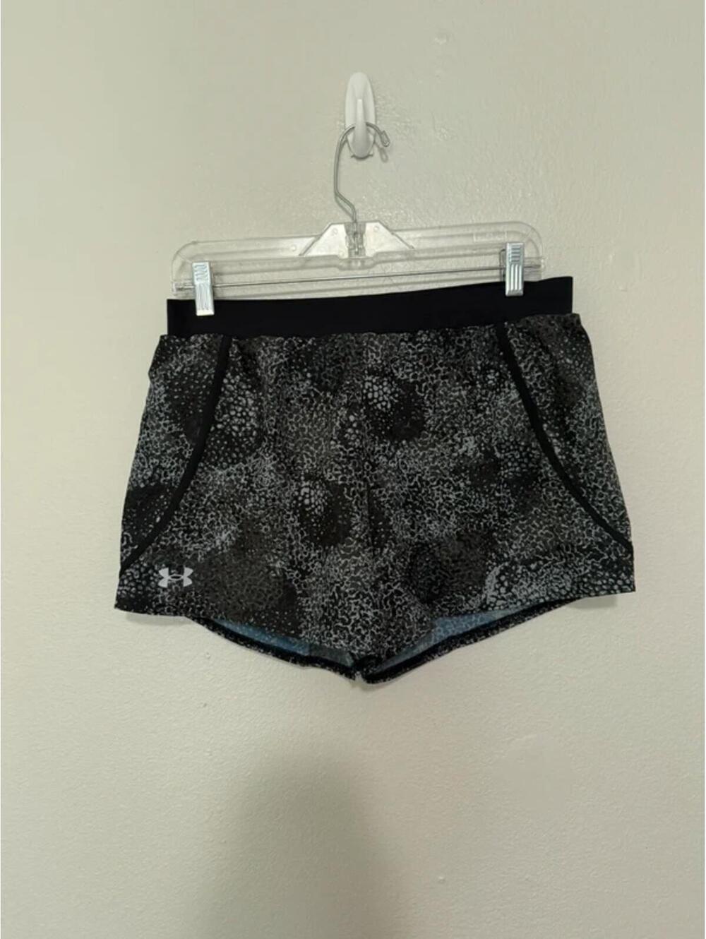 Under armour shorts size medium